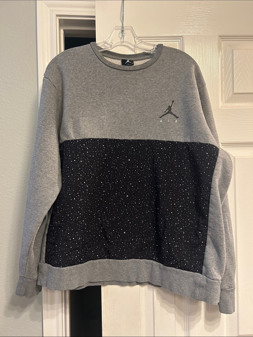 Nike Air Jordan Crew Neck Sweatshirt Gray/Black Size Mens L